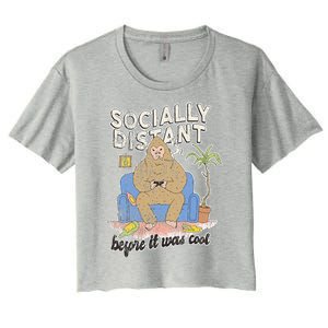 Social Distance Bigfoot Halloween Costume Women's Crop Top Tee