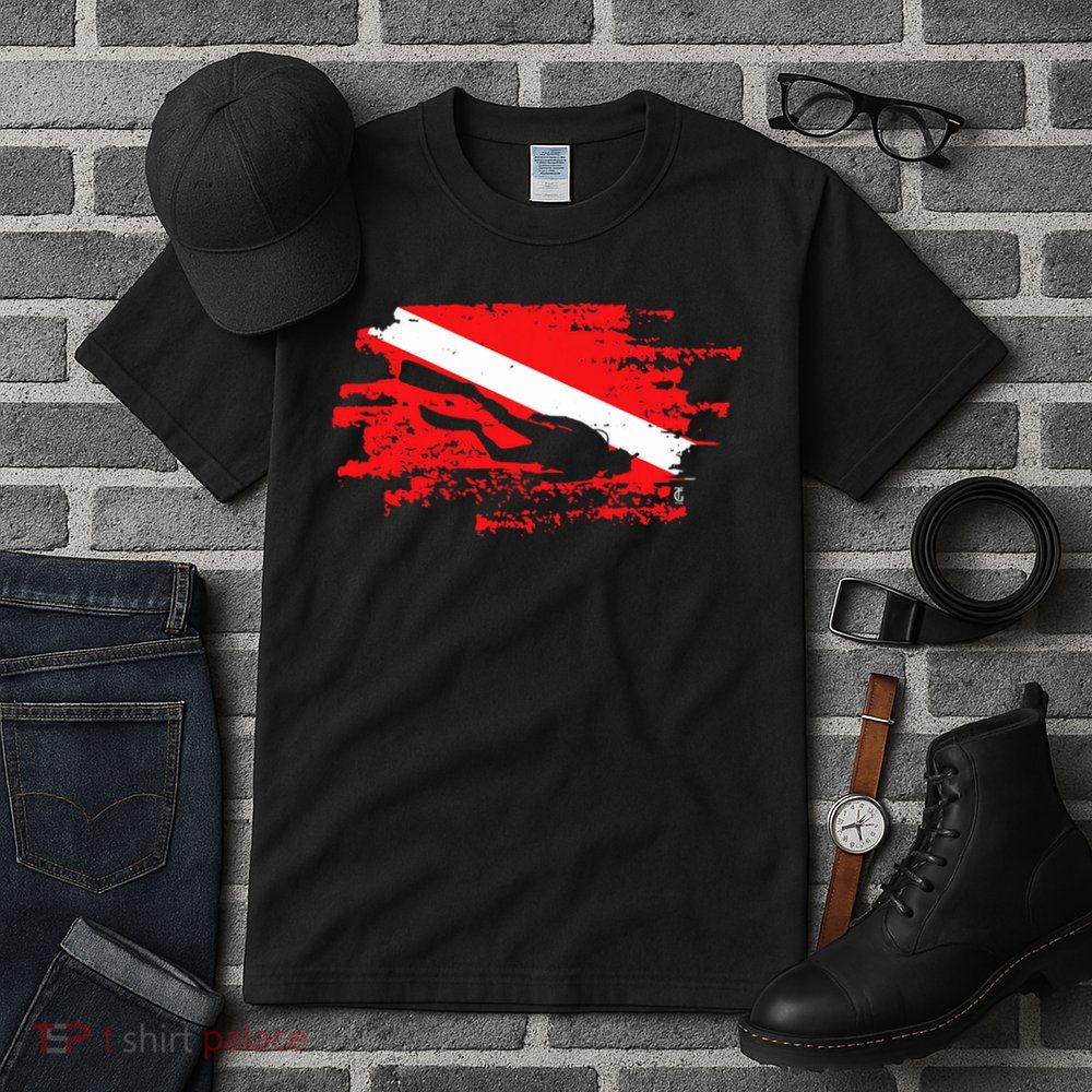 Scuba Diving Diver Down Flag Awesome Marine Diver Dive Gift Tall T-Shirt