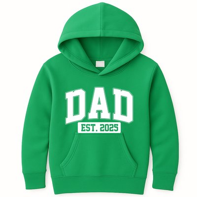 Sporty Dad Est 2025 New Father Celebrate Fathers Day Kids Hoodie