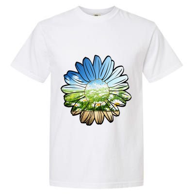 Summer Daisy Field Garment-Dyed Heavyweight T-Shirt