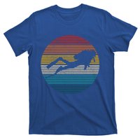 Scuba Diving Great Gift Vintage Retro Ocean Scuba Diver Gift Cute Gift T-Shirt