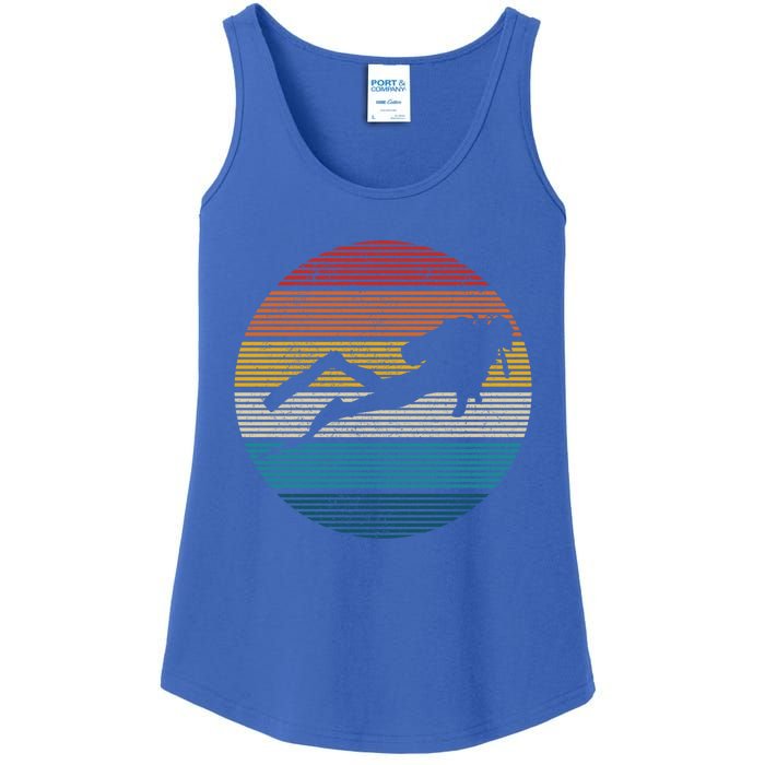 Scuba Diving Great Gift Vintage Retro Ocean Scuba Diver Gift Cute Gift Ladies Essential Tank