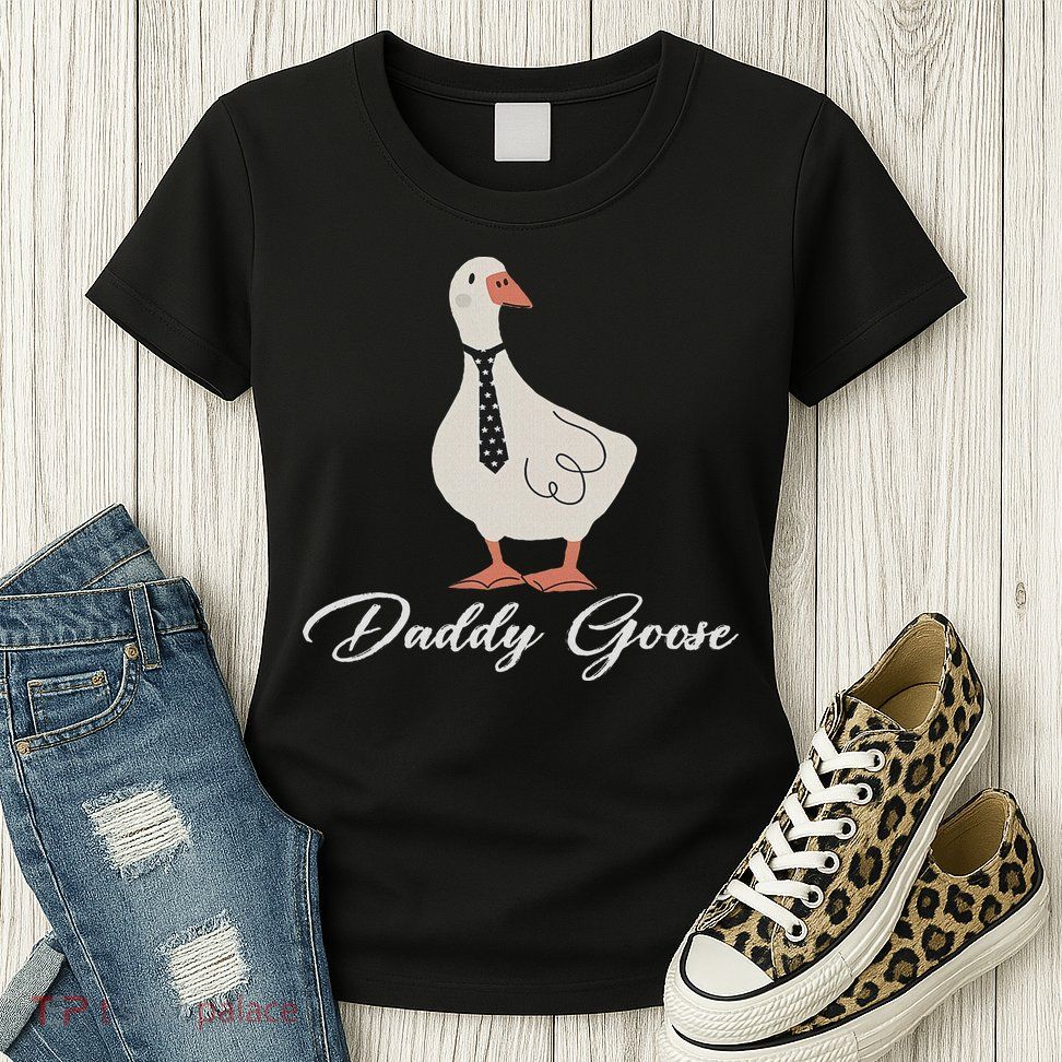 Silly Daddy Goose And Silly Mama Goose Matching Goose Family Womens T-Shirt