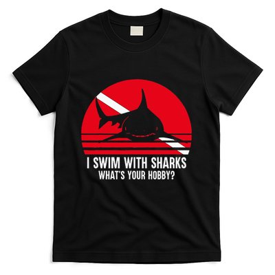 Scuba Diver Gift Shark Ocean Vintage Scuba Diving Flag T-Shirt