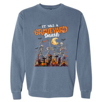 Skeleton Dancing Halloween Spooky Garment-Dyed Sweatshirt