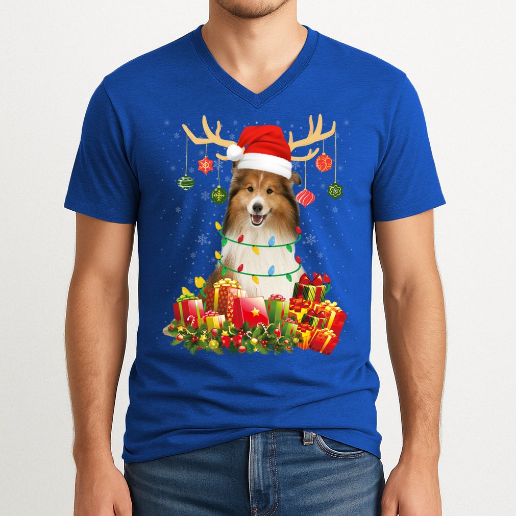 Sheltie Dog Reindeer Santa Hat Christmas Light Xmas Gift V-Neck T-Shirt