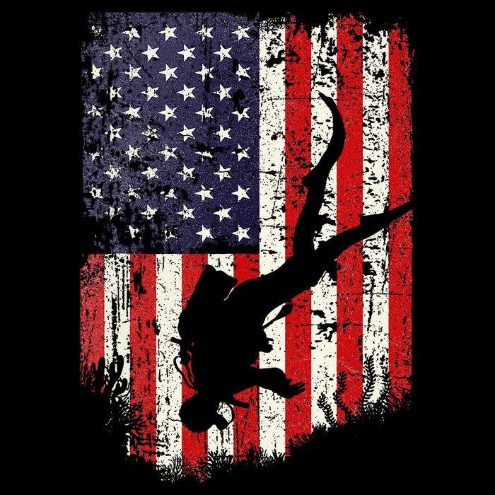 Scuba Diver Scuba Diving American Flag T-Shirt