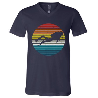 Scuba Diving Vintage Retro Ocean Scuba Diver Gift V-Neck T-Shirt