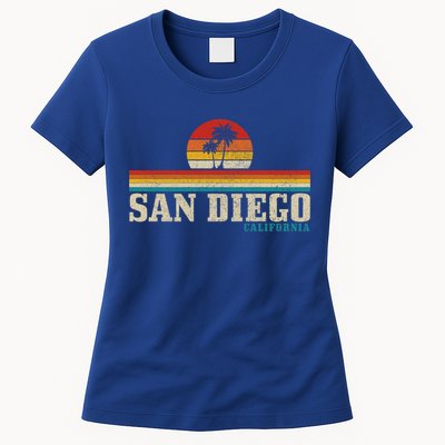 San Diego Vintage Sunset California Sailing Surfer San Diego Great Gift Womens T-Shirt