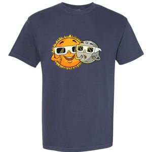 Solar Eclipse 2024 Funny Sun Moon Glasses Science Garment-Dyed Heavyweight T-Shirt