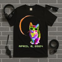 Solar Eclipse Cat with Solar Eclipse Glasses T-Shirt