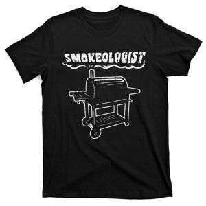 Smokeologist Funny Bbq Barbecue Grill Pitdad T-Shirt