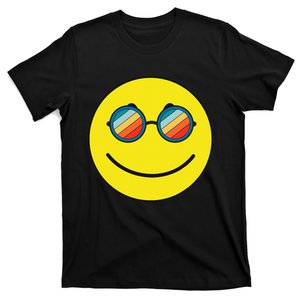 Smiling Face Costume Happy Cute Smile Trendy T-Shirt