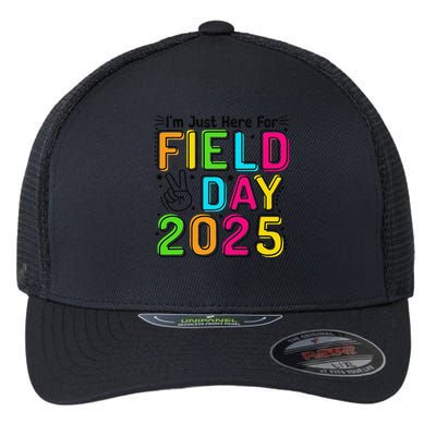 School Field Day Teacher Im Just Here For Field Day 2025 Flexfit Unipanel Trucker Cap