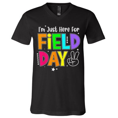 School Field Day Teacher I'm Just Here For Field Day V-Neck T-Shirt
