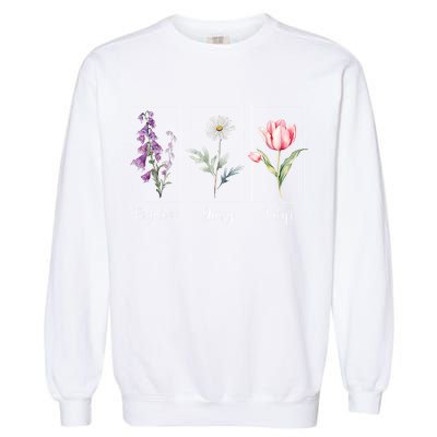 Subtle Floral Foxglove Daisy Tulip Flowers Women Garment-Dyed Sweatshirt