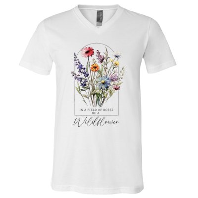 Summer Flowers Gardening Blooming Floral Wildflower V-Neck T-Shirt