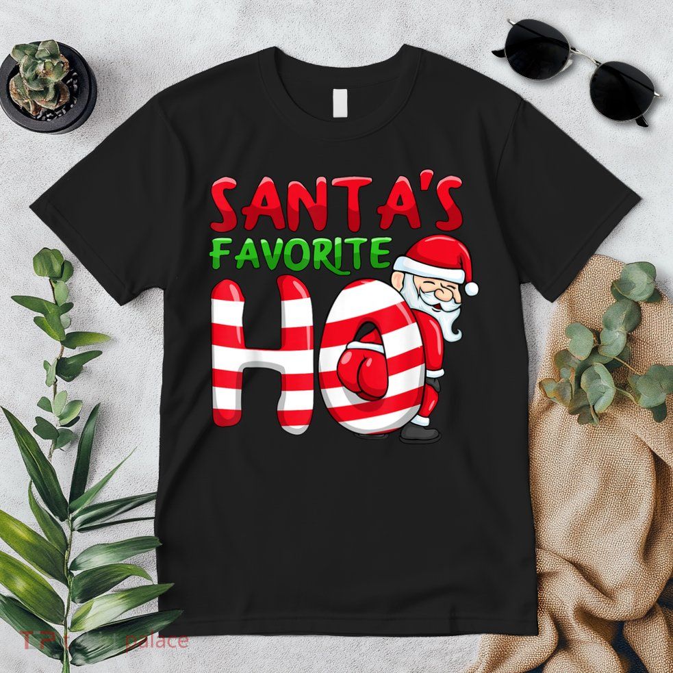 Santas Favorite Ho Santa Favourite Ho Funny Girls Christmas Premium T-Shirt