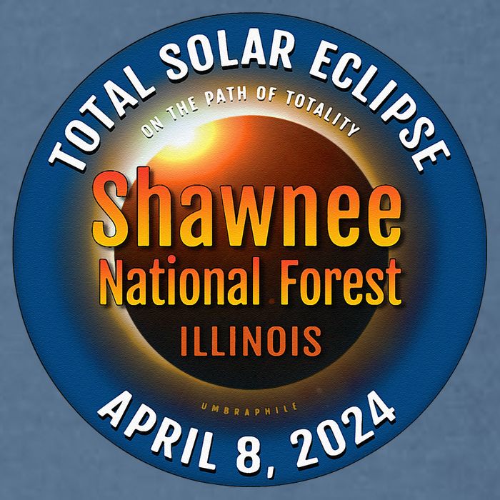 Shawnee Forest Illinois IL Total Solar Eclipse 2024 Garment-Dyed Sweatshirt