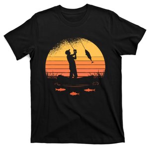 Sunset Fisherman I Cant Work Today My Arm Is In A Cast Gift T-Shirt