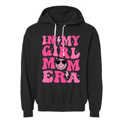 Smile Face In My Mom Era Groovy Mom Garment-Dyed Fleece Hoodie