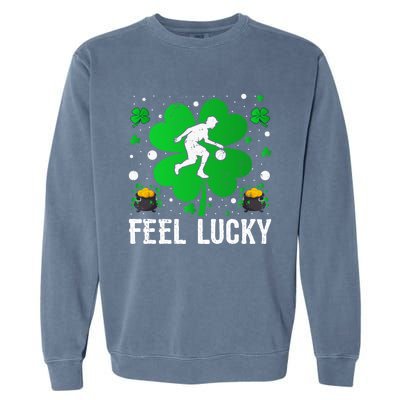 Shamrock Feel Lucky Basketball Player St Patrick's Day Gift Garment-Dyed Sweatshirt