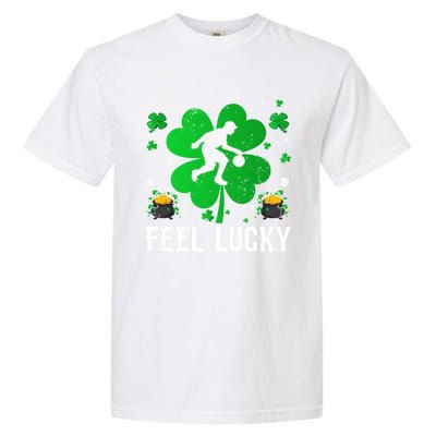 Shamrock Feel Lucky Basketball Player St Patrick's Day Gift Garment-Dyed Heavyweight T-Shirt