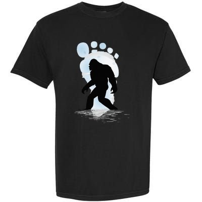 Sasquatch Footprint Moon Light Bigfoot Lovers Gifts Garment-Dyed Heavyweight T-Shirt