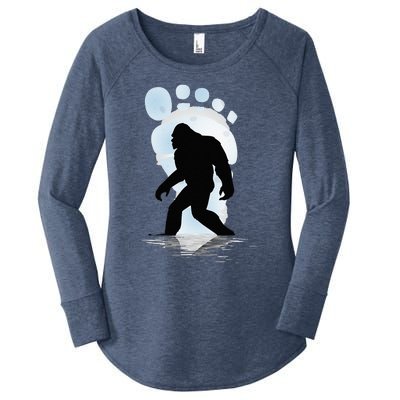 Sasquatch Footprint Moon Light Bigfoot Lovers Gifts Women's Perfect Tri Tunic Long Sleeve Shirt