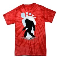 Sasquatch Footprint Moon Light Bigfoot Lovers Gifts Tie-Dye T-Shirt