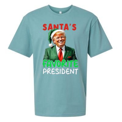 SantaS Favorite President Trump Christmas Santa Hat Sueded Cloud Jersey T-Shirt