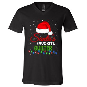 SantaS Favorite Quilter Santa Hat Lights. Funny Christmas V-Neck T-Shirt