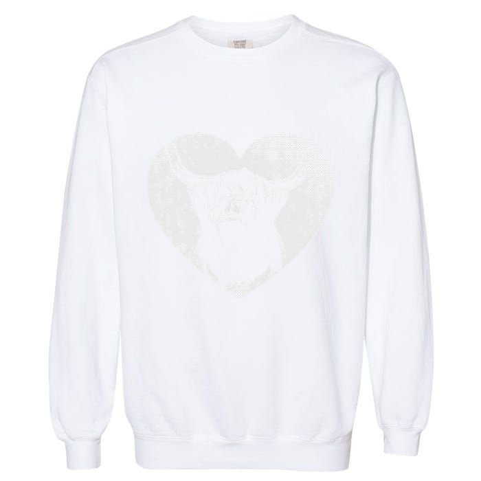 Scotland Farm Scotsman Farmer Highland Cattle Heart Ranch Garment-Dyed Sweatshirt