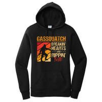 Sasquatch Gasquatch Breakin Hearts Rippin Fart Bigfoot Women's Pullover Hoodie