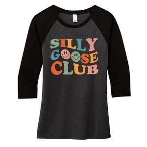 Silly Goose Club Silly Goose Meme Smile Face Trendy Costume Women's Tri-Blend 3/4-Sleeve Raglan Shirt