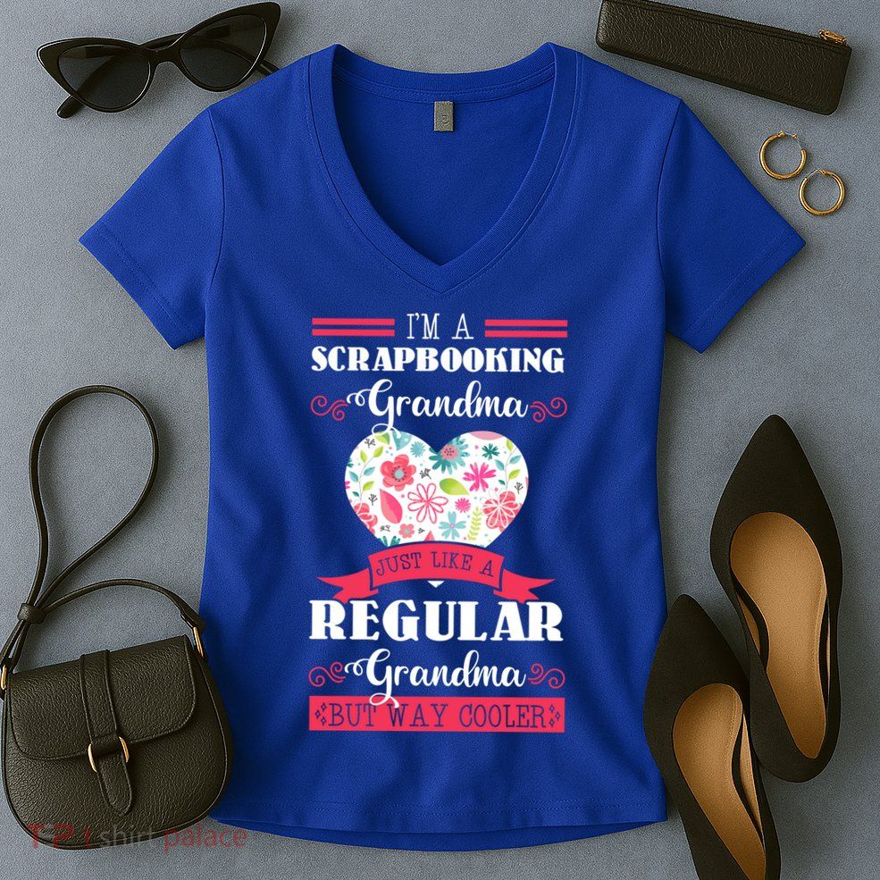 Scrapbooking Grandma Hobbyist Artists Grandparents' Day Gift Women's V-Neck T-Shirt