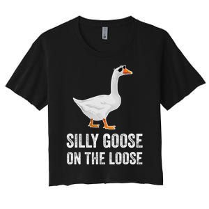 Silly Goose On The Loose Funny Goose Women's Crop Top Tee