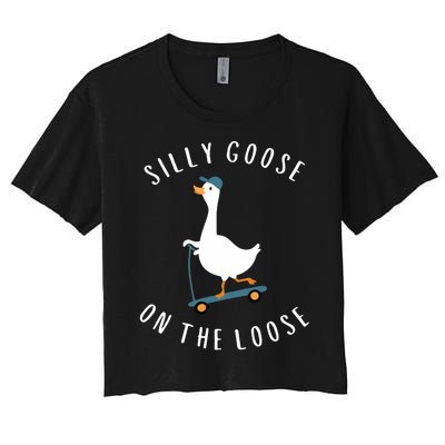 Silly Goose On The Loose Women's Crop Top Tee