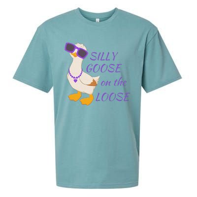 Silly Goose On The Loose Funny Sueded Cloud Jersey T-Shirt