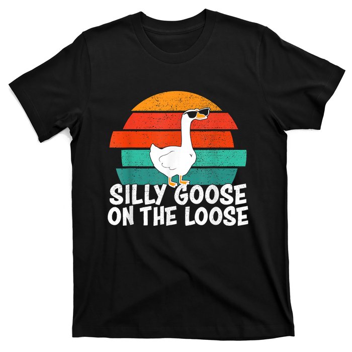 Silly Goose On The Loose Vintage Tee Cool Gift T-Shirt