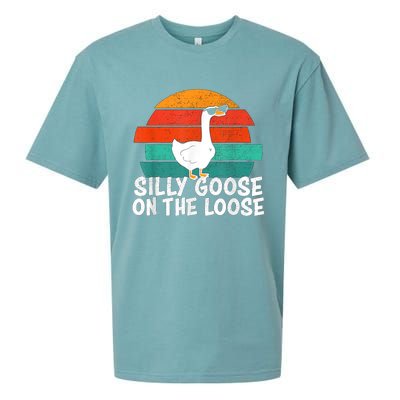 Silly Goose On The Loose Vintage Tee Cool Gift Sueded Cloud Jersey T-Shirt