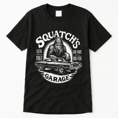 SquatchS Garage Retro – Sasquatch Bigfoot Funny Car Tall T-Shirt