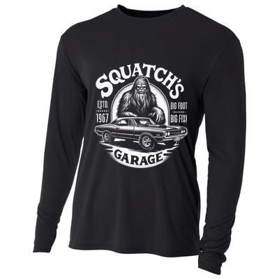 SquatchS Garage Retro – Sasquatch Bigfoot Funny Car Cooling Performance Long Sleeve Crew