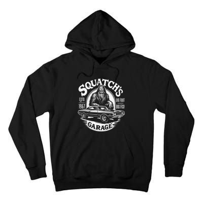 SquatchS Garage Retro – Sasquatch Bigfoot Funny Car Tall Hoodie