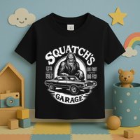 SquatchS Garage Retro – Sasquatch Bigfoot Funny Car Toddler T-Shirt