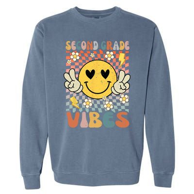 Second Grade Vibes 2nd Grade Retro Teacher 1st Day Of School Garment-Dyed Sweatshirt