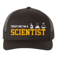 Scientist Graphic Vertrau Mir Ich Bin Ein Wissenschaftler [German Language Yupoong Adult 5-Panel Trucker Hat