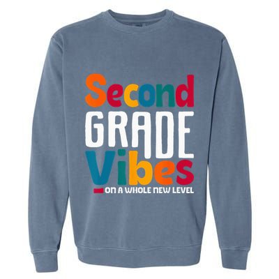 Second Grade Vibes Vintage 1st Day Of School Team 2nd Grade Garment-Dyed Sweatshirt