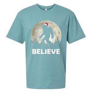 Santa Hat Bigfoot Believe Christmas Lights Rock Sasquatch Sueded Cloud Jersey T-Shirt