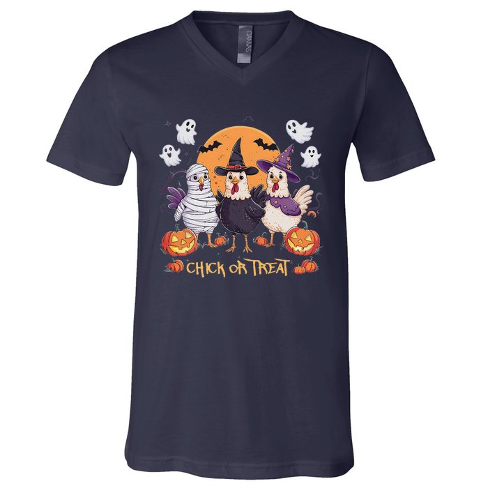 Spooky Halloween Chicken Pumpkin Farm Chick Or Treat V-Neck T-Shirt